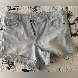 AE Curvy Mom Shorts